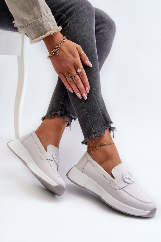 Moteriški mokasinai paaukštintu padu...