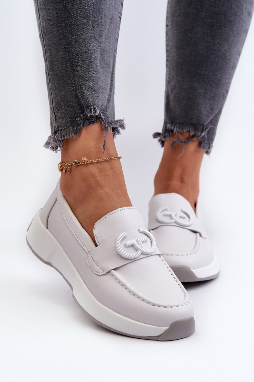 Moteriški mokasinai paaukštintu padu...