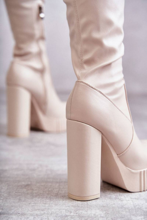 Smėlio spalvos ilgaauliai batai su...