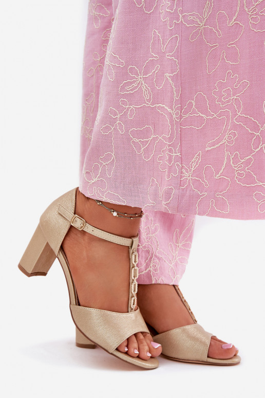 Aukso spalvos moteriški aukštakulniai...