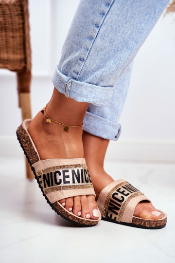 Šlepetės su tviskančiomis...