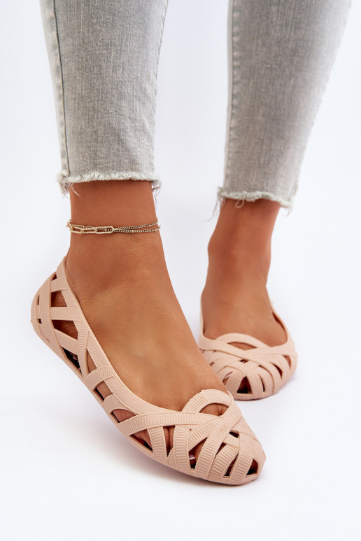 Nude spalvos guminės balerinukės Salam