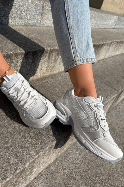 Baltos spalvos moteriški sportinio...