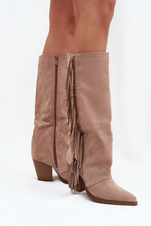 Smėlio spalvos kaubojiško stiliaus...