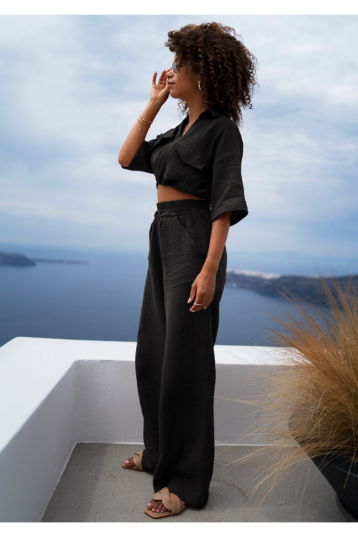 Thera - platėjančios kelnės juodos spalvos Thera - platėjančios kelnės juodos spalvos