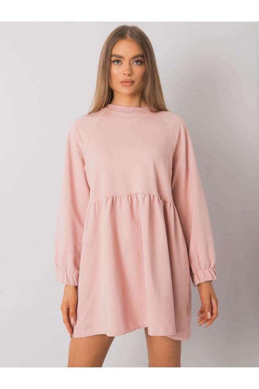 Rožinė suknelė ilgomis rankovėmis...