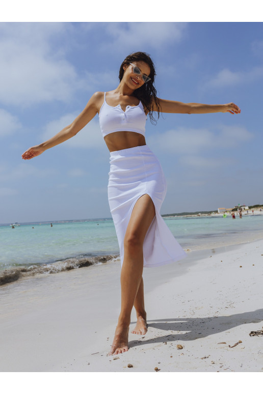 Baltos spalvos dviejų dalių...