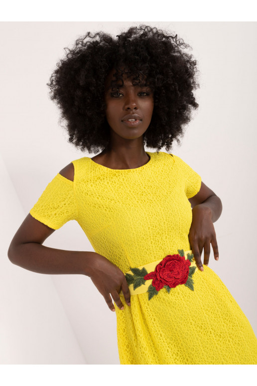 Suknelė geltonos spalvos