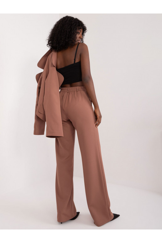 Kelnės rudos spalvos