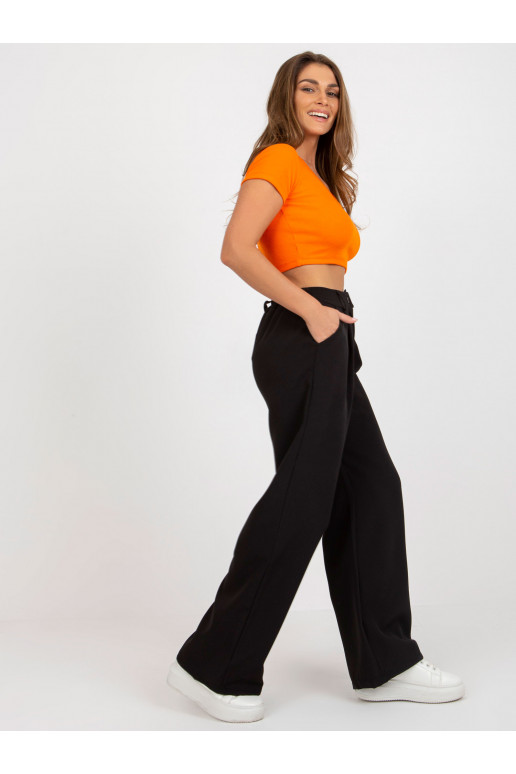 Kelnės juodos spalvos