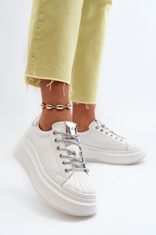 Oda Sneakers modelio batai Moteriškos su platforma GOE NN2N4033 baltos spalvos