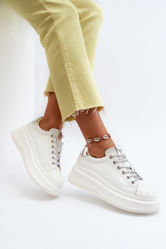 Oda Sneakers modelio batai Moteriškos su platforma GOE NN2N4033 baltos spalvos