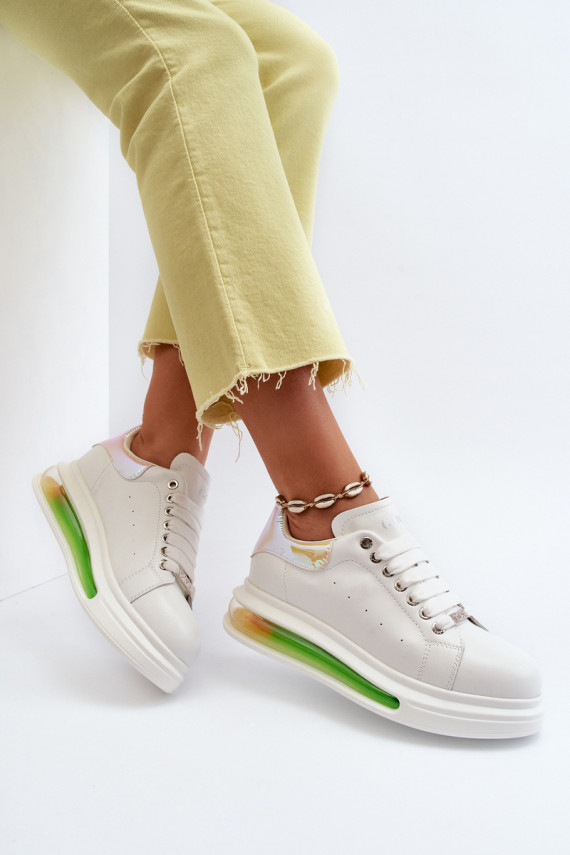 Sneakers modelio batai Moteriškos Oda GOE NN2N4029 baltos spalvos
