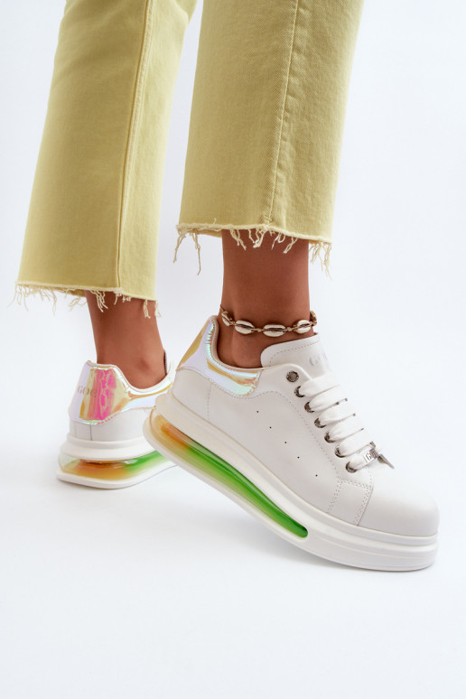 Sneakers modelio batai Moteriškos Oda GOE NN2N4029 baltos spalvos