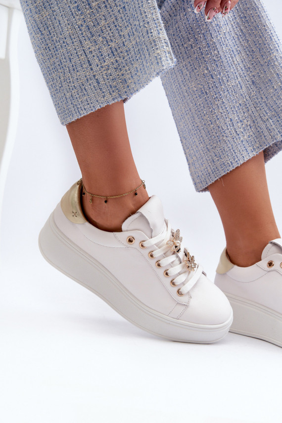 Oda Sneakers modelio batai Moteriškos su platforma Z Przypinkami D&A SN67 baltos spalvos