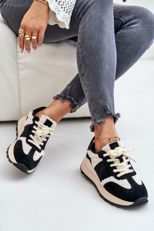 pašiltinti Sneakers modelio batai Moteriškos Oda Big Star OO274A318 HI-POLY SYSTEM juodos spalvos