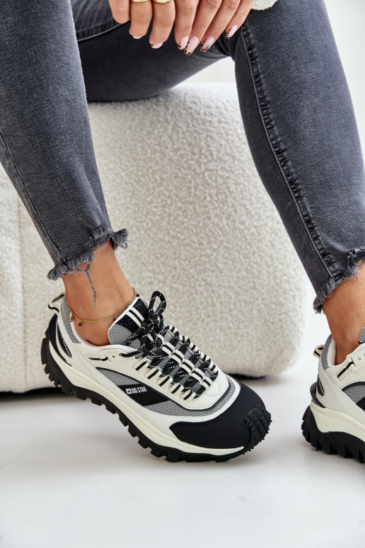 Oda Sneakers modelio batai Moteriškos su platforma Big Star OO274A220 HI-POLY SYSTEM Baltos-juodos spalvos