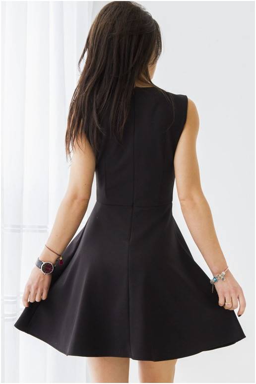 Juoda suknelė "Emily"