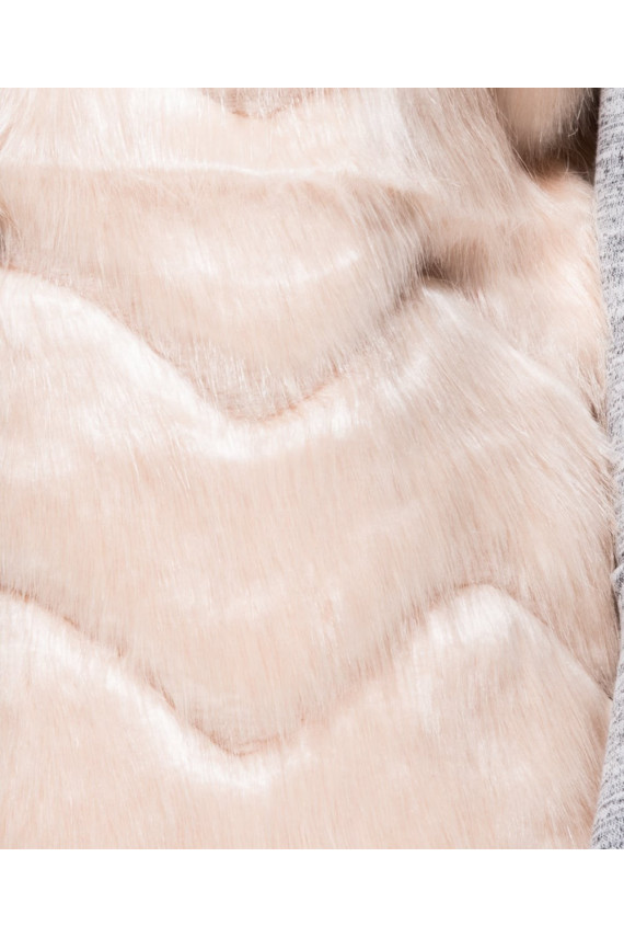 Smėlio spalvos liemenė "Chevron Pattern Faux Fur"