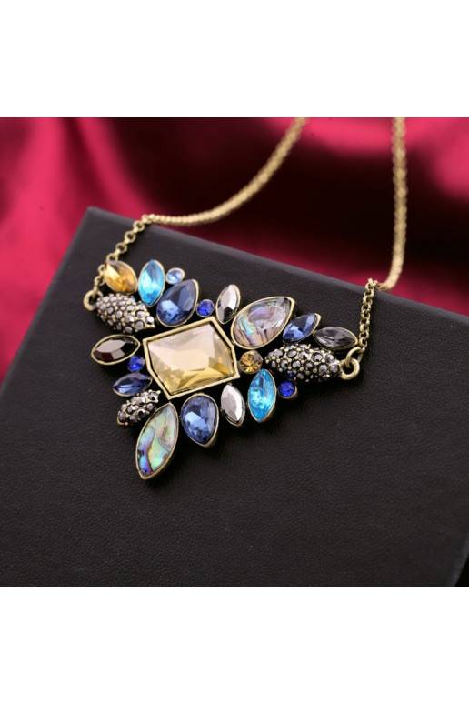 Kaklo papuošalas "Enchanted"