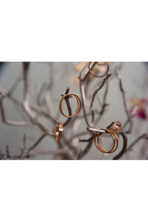 5 plonų žiedų komplektas aukso spalvos