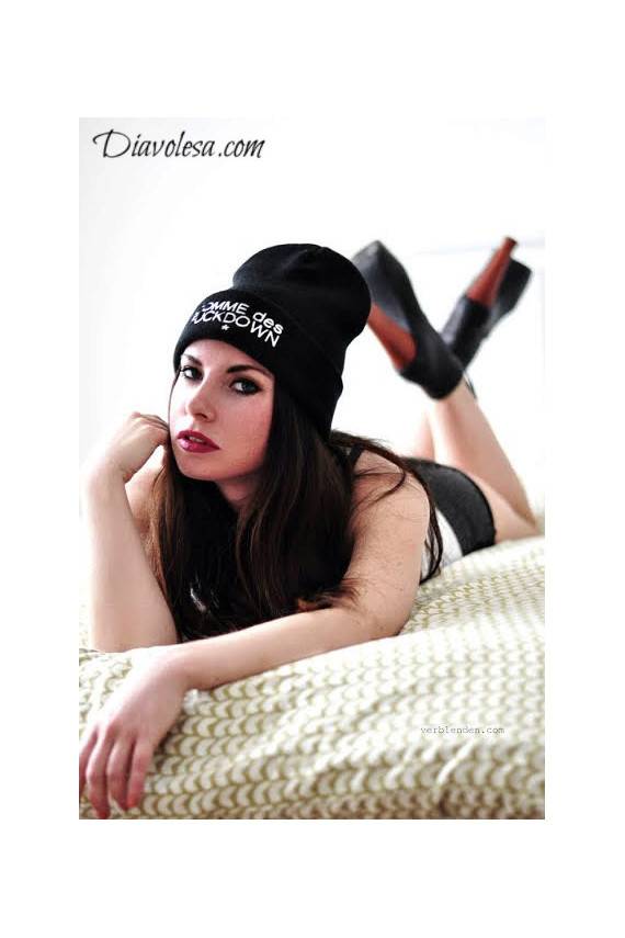 "Beanie" kepurė su užrašu  - 1