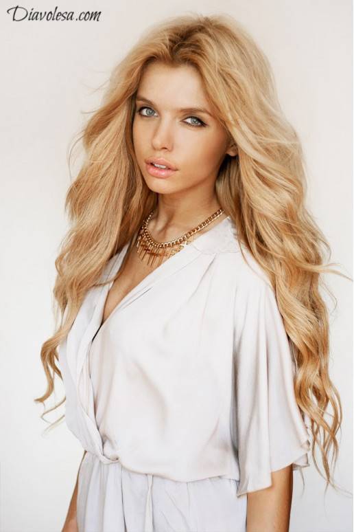 Kaklo papuošalas "Crosses" Kaklo papuošalas "Crosses"