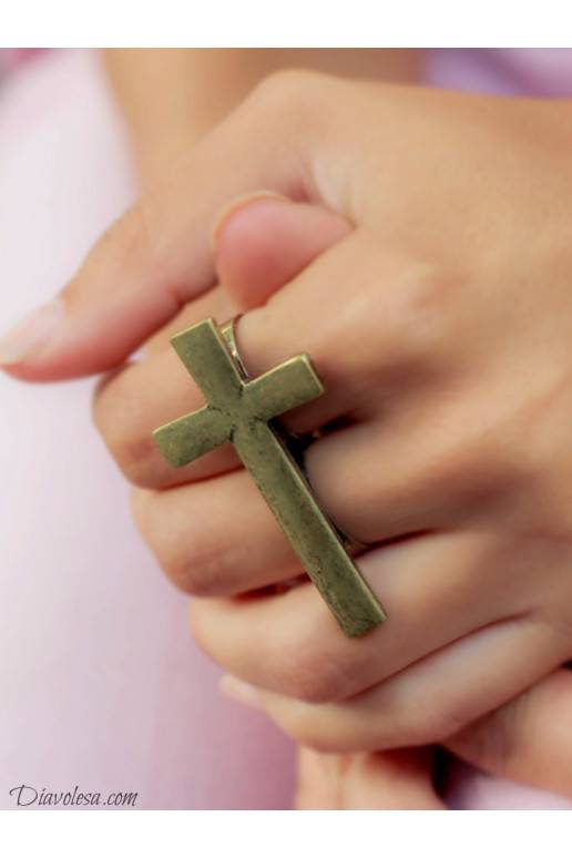 Žiedas su kryželiu Žiedas su kryželiu