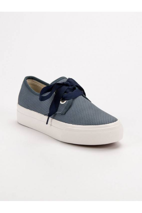 laisvalaikio batai su batraiščiais kaspinais