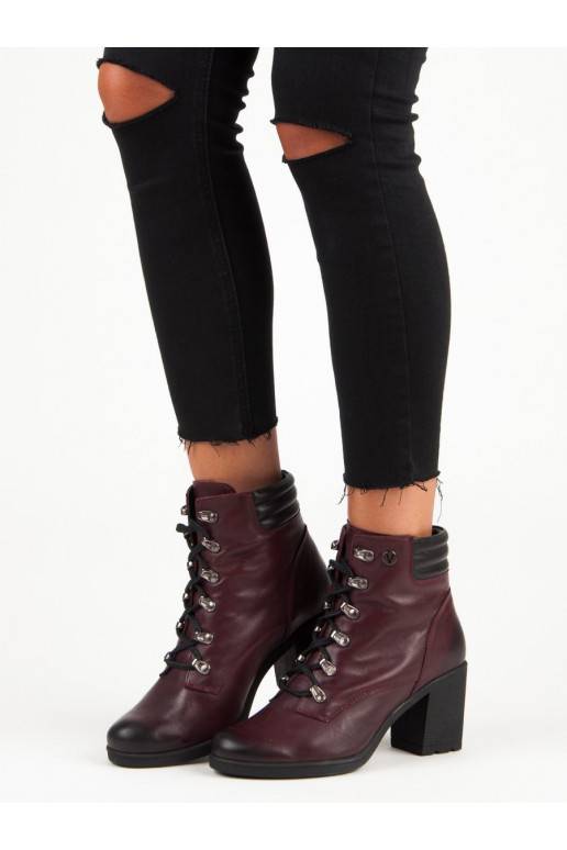 Moteriški tamsiai raudoni batai...