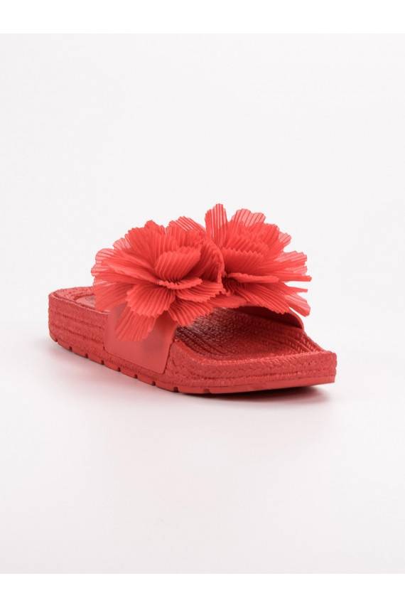 Šlepetės su gėlėmis