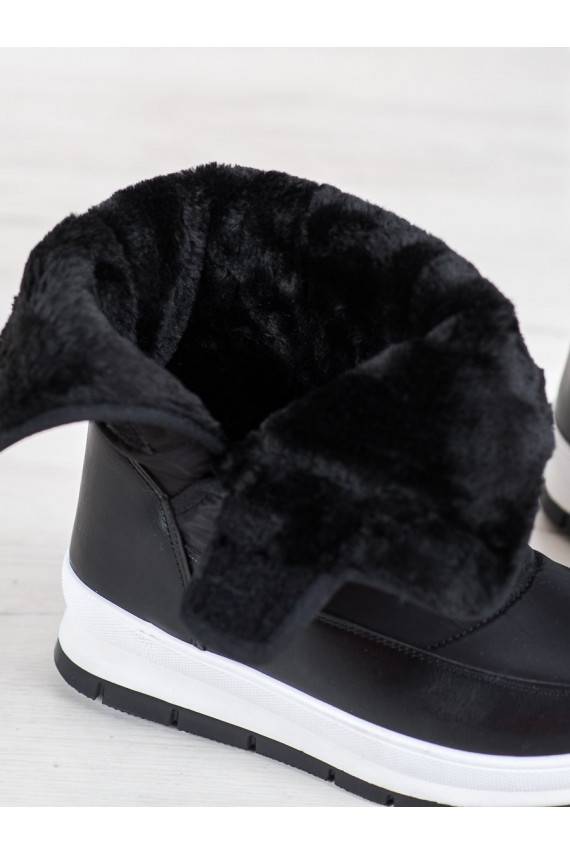 Juodos spalvos sniego batai su lipniais užsegimais 