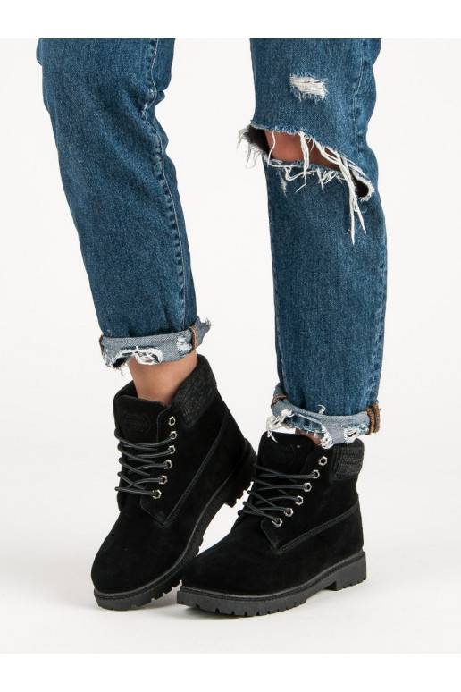 juodos spalvos aulinukai iš natūralios odos