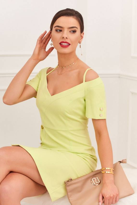 Elegantiška suknelė z dekoltem carmen žalios spalvos 0484