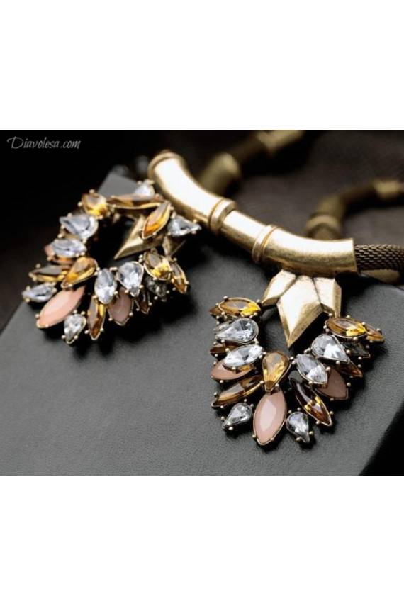 Kaklo papuošalas "Treasures from Earth"