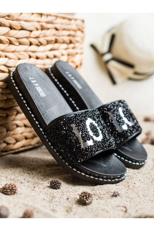 Šlepetės su platforma LOVE 