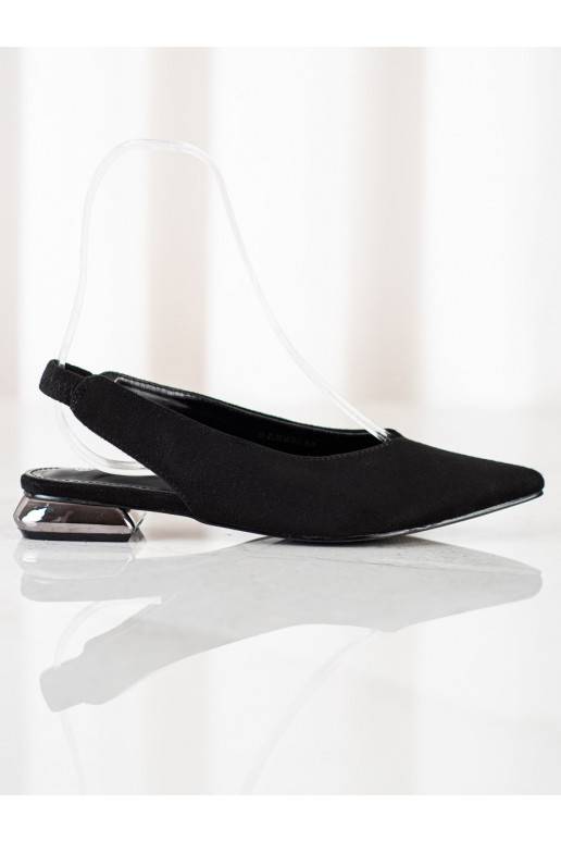 Įsispiriamo modelio juodos spalvos bateliai 