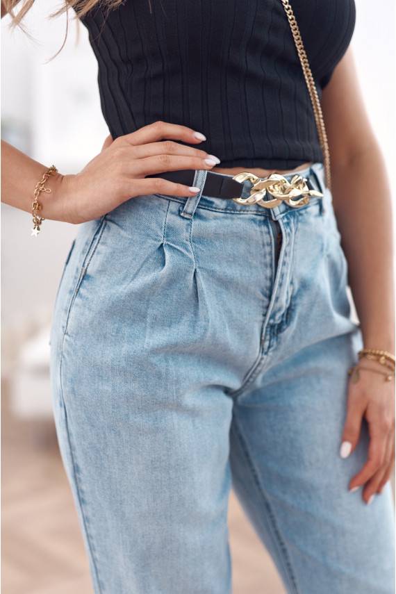 Šviesiai mėlynos spalvose džinsinės kelnės  su dirželiu