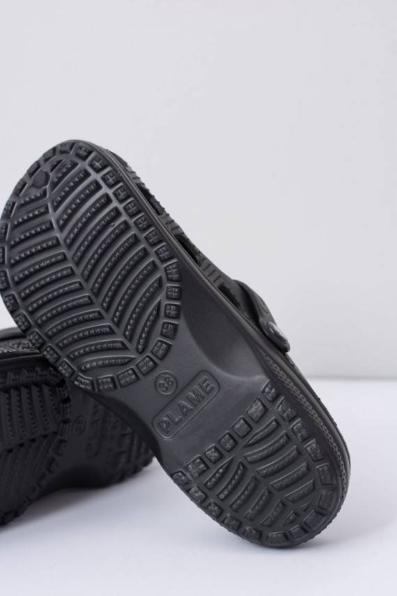   Šlepetės juodos spalvos Lengvi  EVA