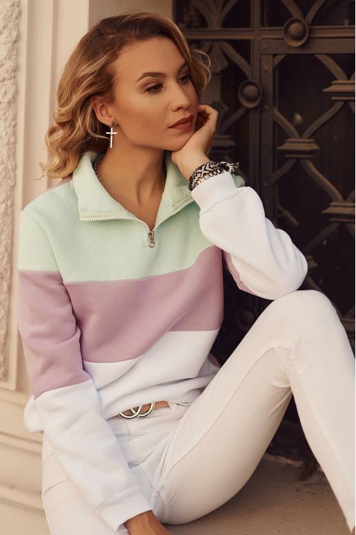 Džemperis su paaukštintu priekakliu mėtinės spalvos