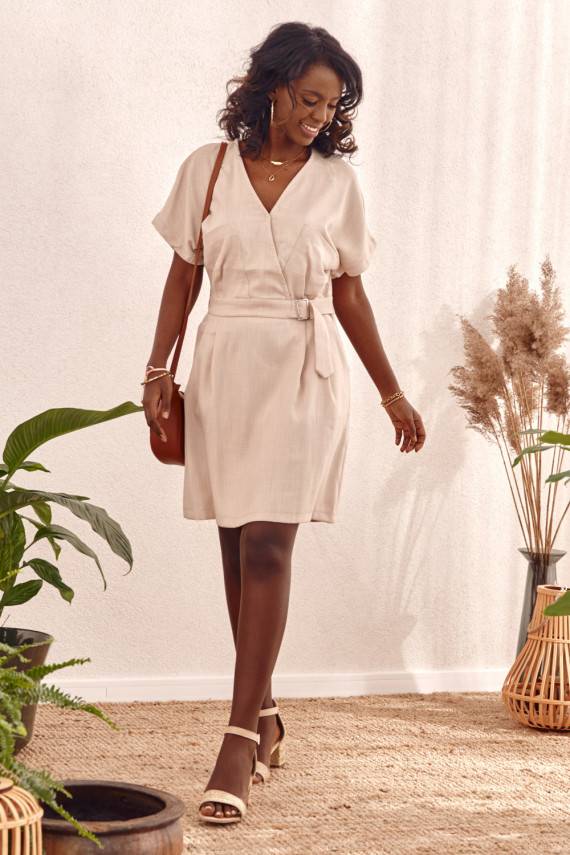 Suknelė su voko tipo iškirpte smėlio spalvos