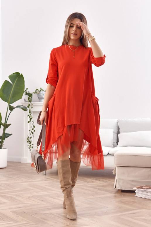 Asimetriška suknelė oversize raudonos spalvos