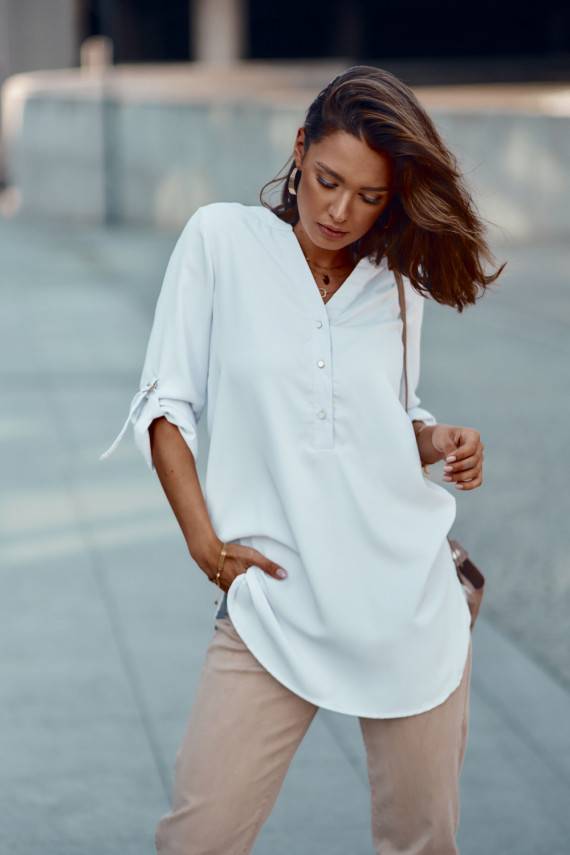 Marškiniai su ilgomis rankovėmis šviesiai mėlynos spalvos