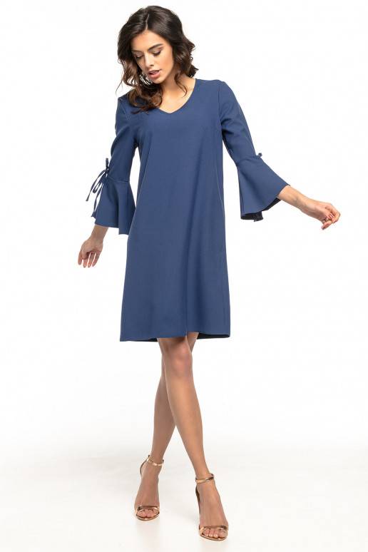 Mėlynos spalvos suknelė su...