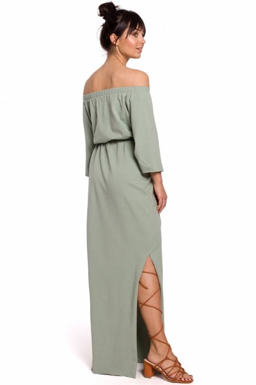 Ilga suknelė atvirais pečiais iš BE
