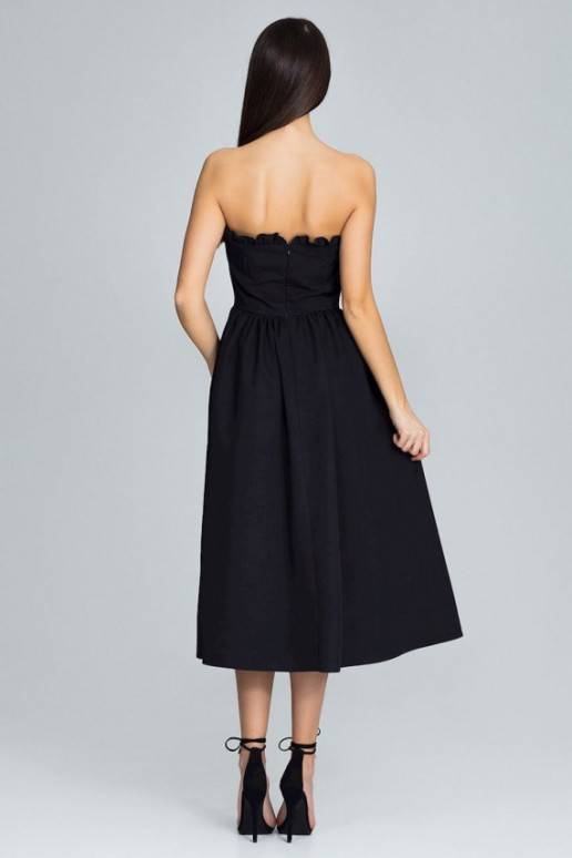 Vakarinė puošni juodos spalvos...