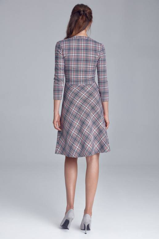 Languota klasikinė suknelė iš Nife