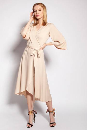 Smėlio spalvos suknelė iš...
