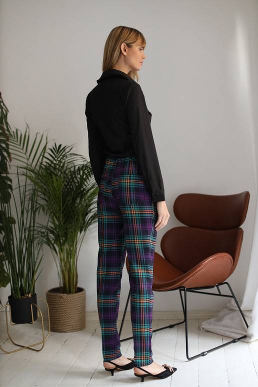 Languotos moteriškos kelnės iš Eteria...