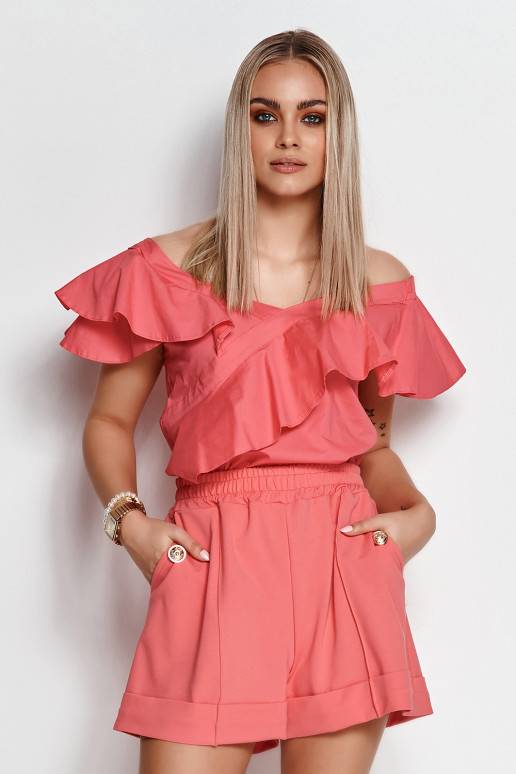 Puošni palaidinė iš Makadamia